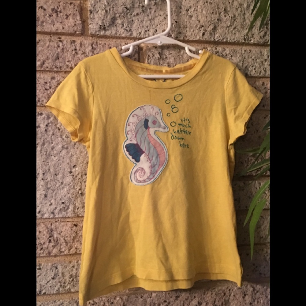 OldNavy,S,Girls vintage Girls Graphic/appliqué tee